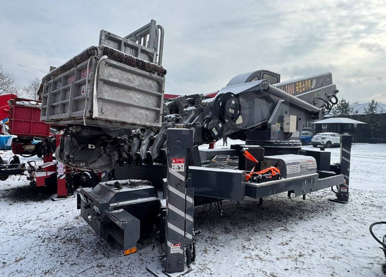 Автовышка Автовышку Horyong SKY 380 SQ продаю. В наличии: фото 12