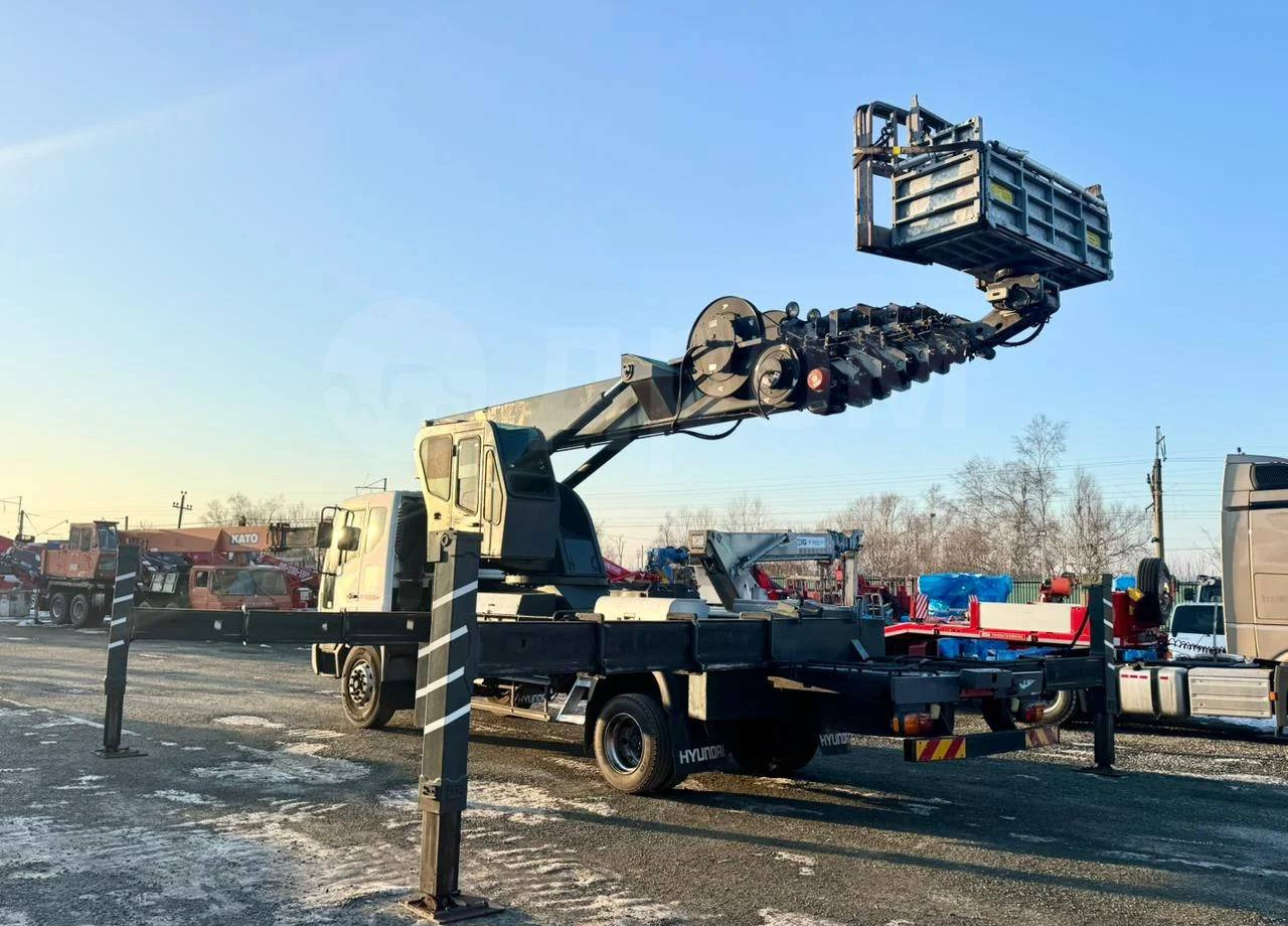 Автовышку Horyong SKY 450 продаю. - Автовышка: фото 2 Автовышку Horyong SKY 450 продаю. - Автовышка: фото 2