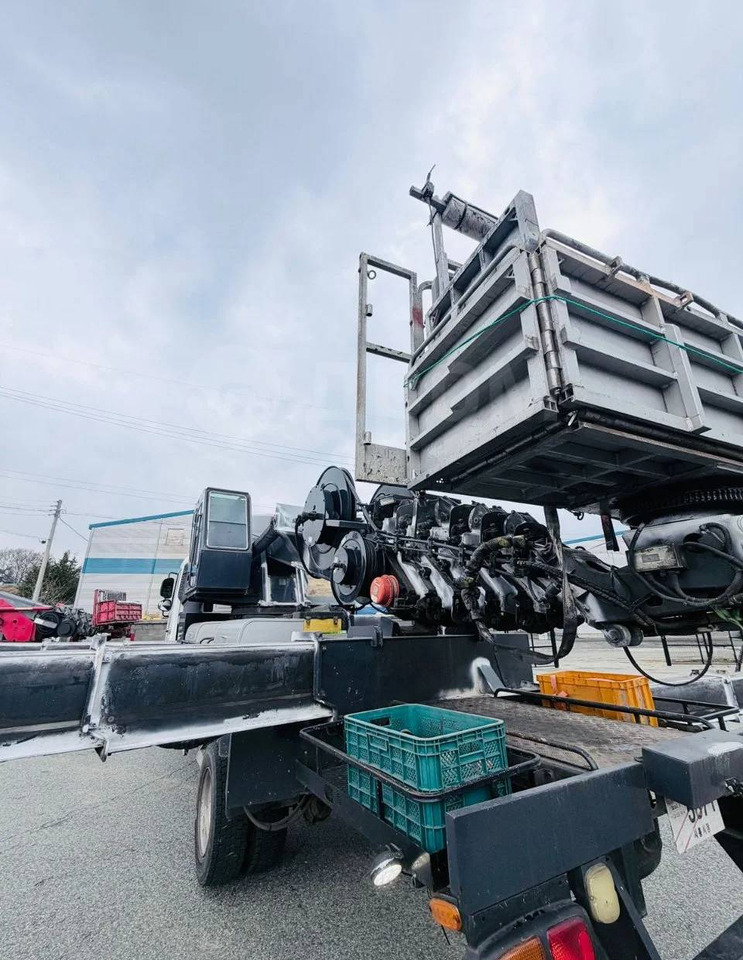 Автовышку Horyong SKY 450 продаю. - Автовышка: фото 3 Автовышку Horyong SKY 450 продаю. - Автовышка: фото 3