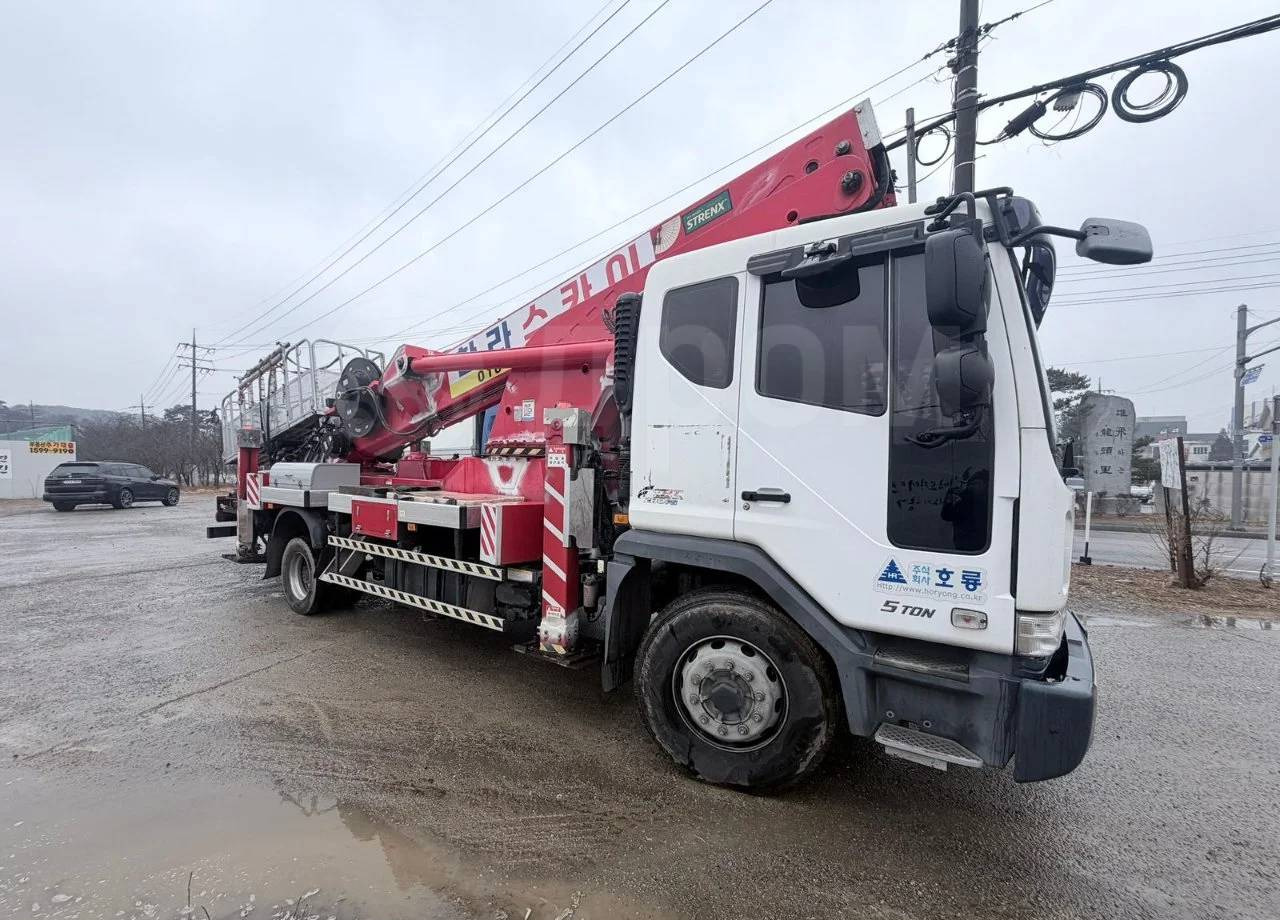 Автовышку Horyong SKY 450 продаю. - Автовышка: фото 4 Автовышку Horyong SKY 450 продаю. - Автовышка: фото 4