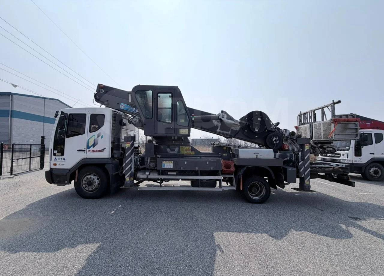 Автовышка Автовышку Horyong SKY 450 продаю. В наличии: фото 25