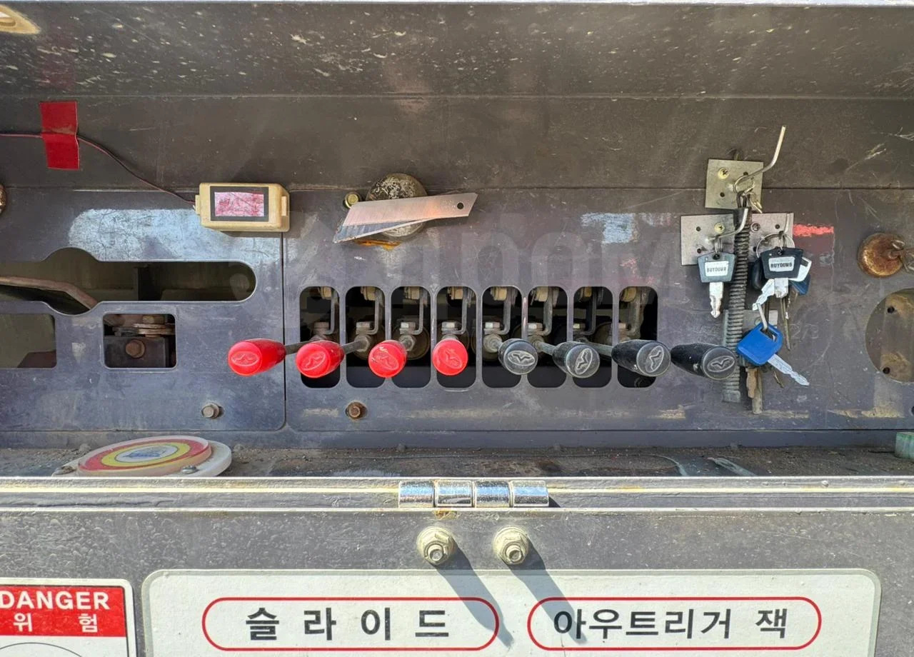 Автовышка Автовышку Horyong SKY 450 продаю. В наличии: фото 39