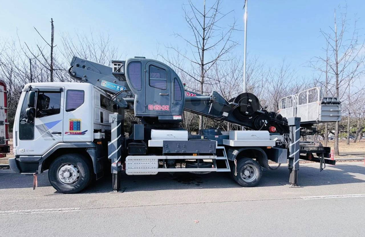 Автовышку Horyong SKY 450 продаю. В наличии - Автовышка: фото 1 Автовышку Horyong SKY 450 продаю. В наличии - Автовышка: фото 1