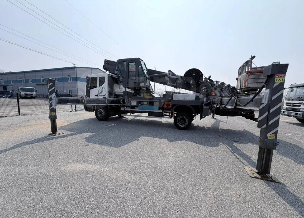 Автовышка Автовышку Horyong SKY 450 продаю. В наличии: фото 26