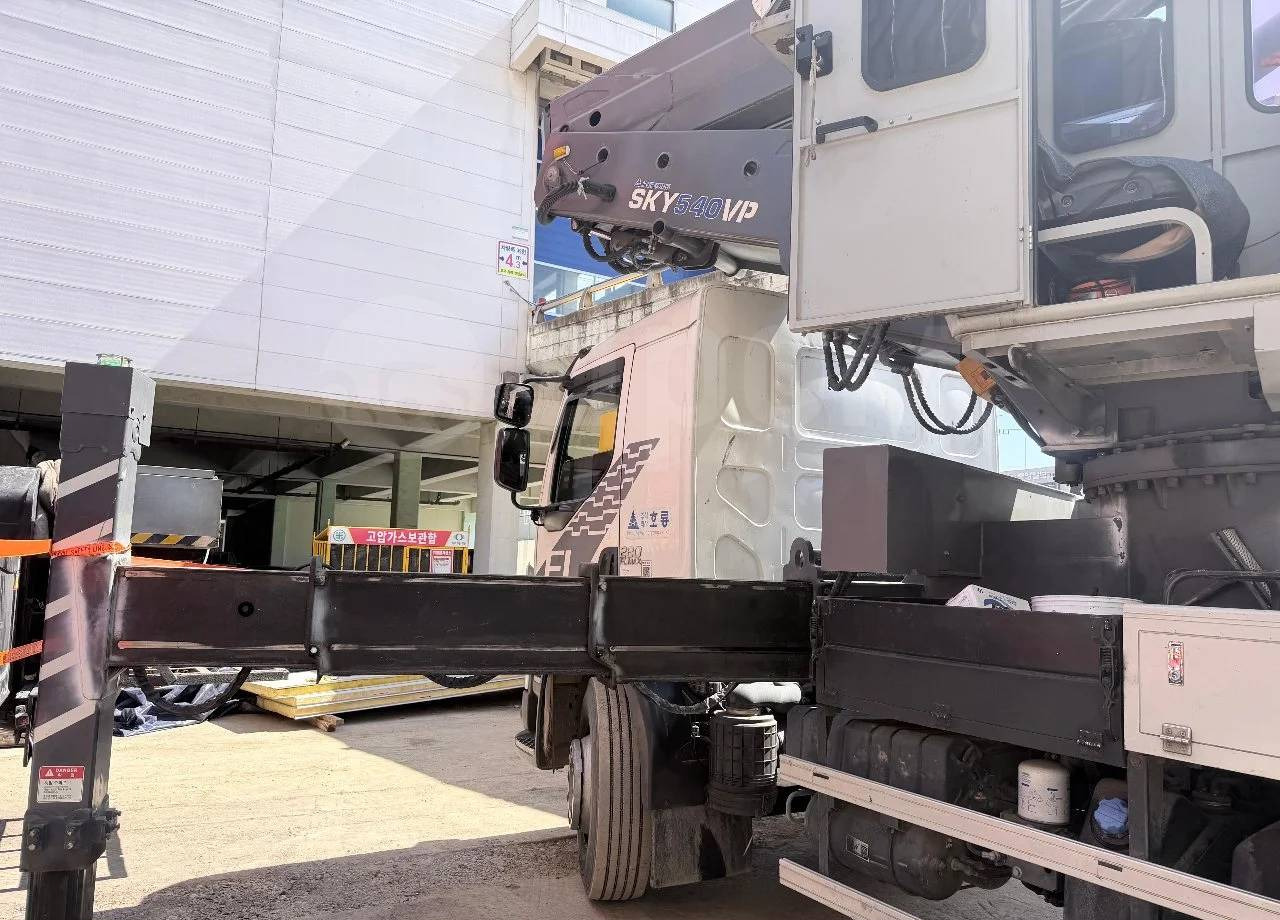 Автовышка Автовышку Horyong SKY 540 VP продаю.: фото 9