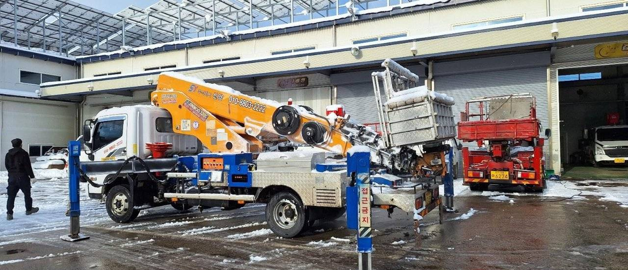 Автовышка Автовышку Jinwoo-320 продаю. В наличии: фото 9