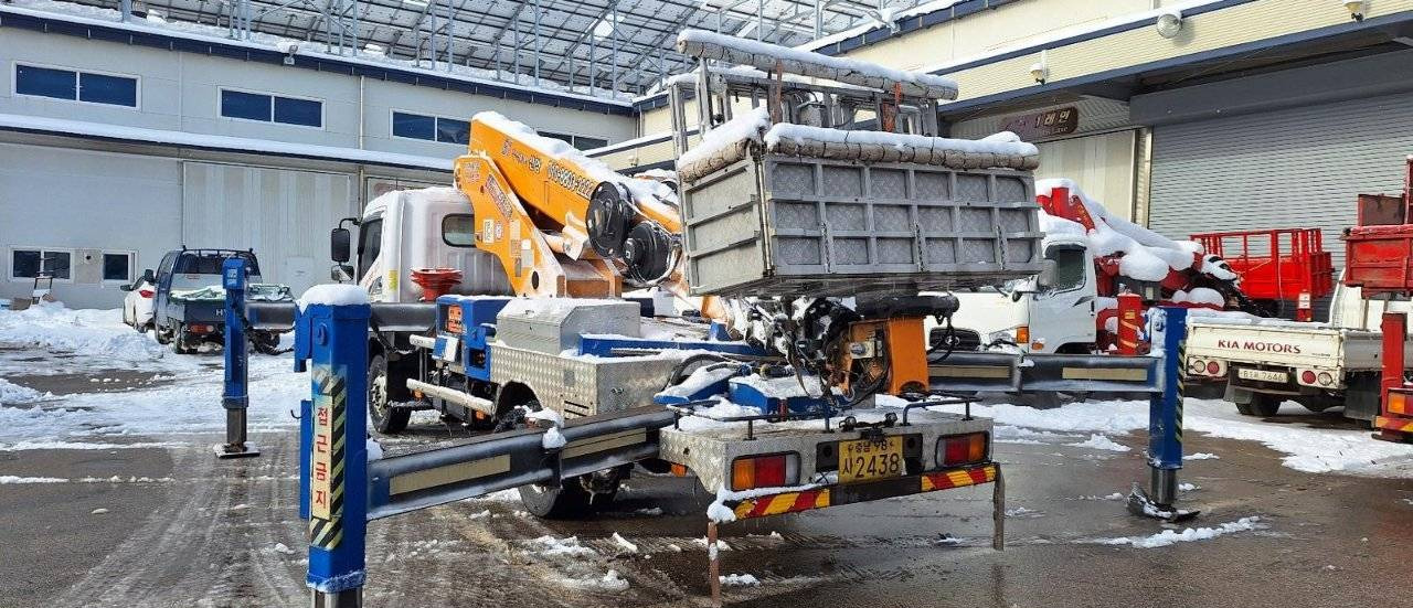 Автовышка Автовышку Jinwoo-320 продаю. В наличии: фото 10