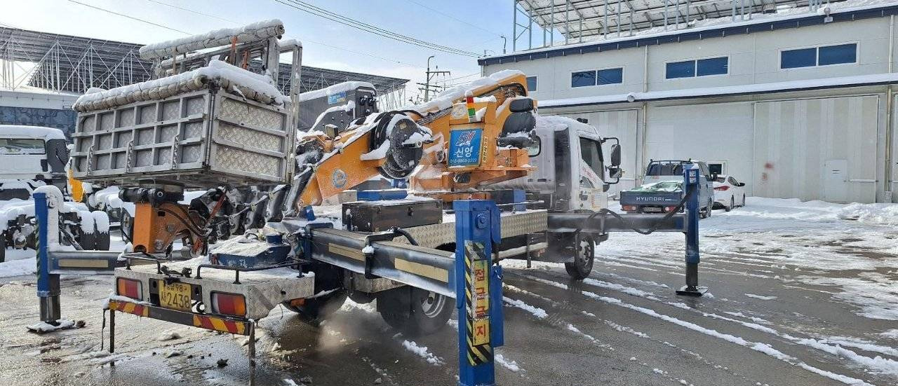 Автовышку Jinwoo-320 продаю. В наличии - Автовышка: фото 5 Автовышку Jinwoo-320 продаю. В наличии - Автовышка: фото 5