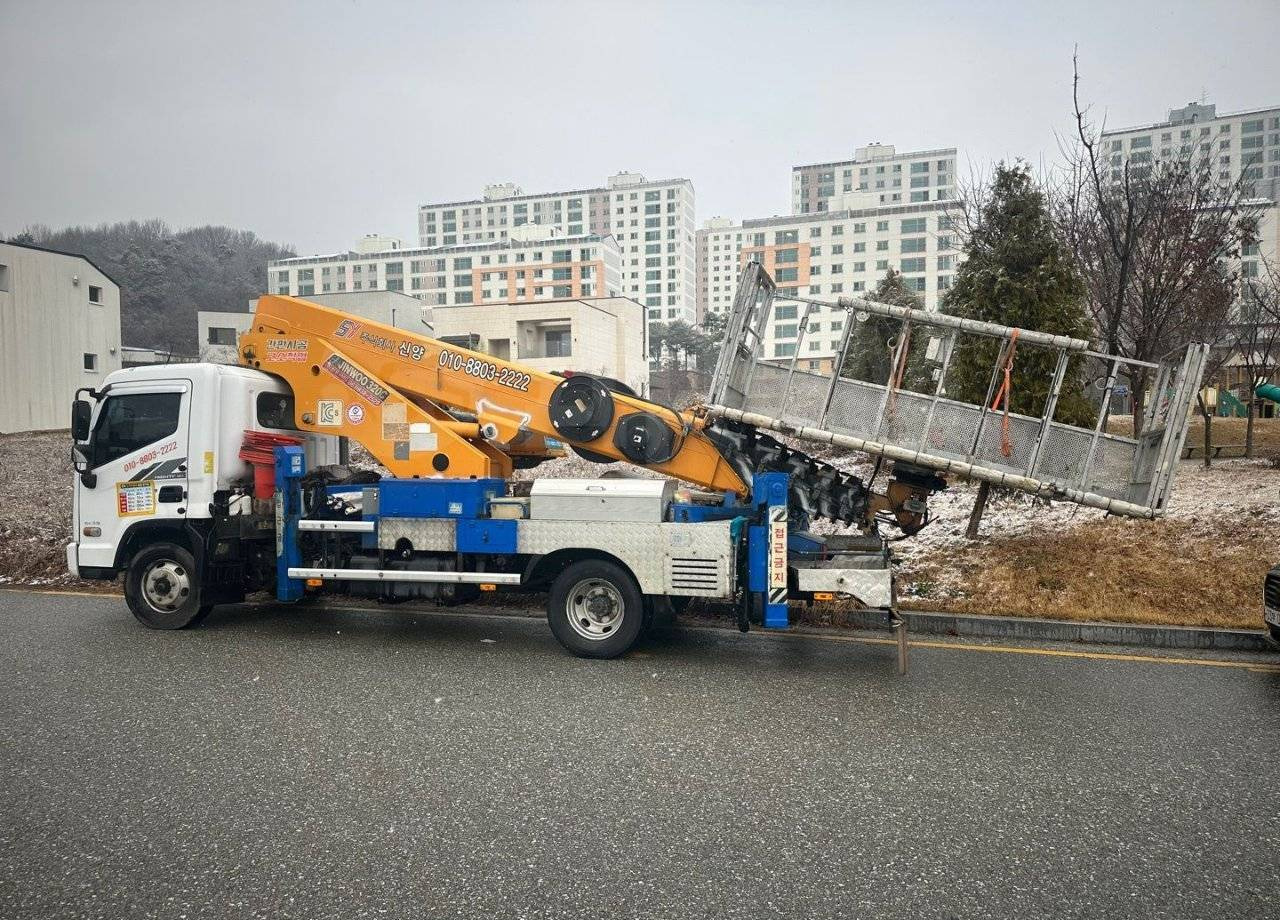 Автовышка Автовышку Jinwoo-320 продаю. В наличии: фото 8