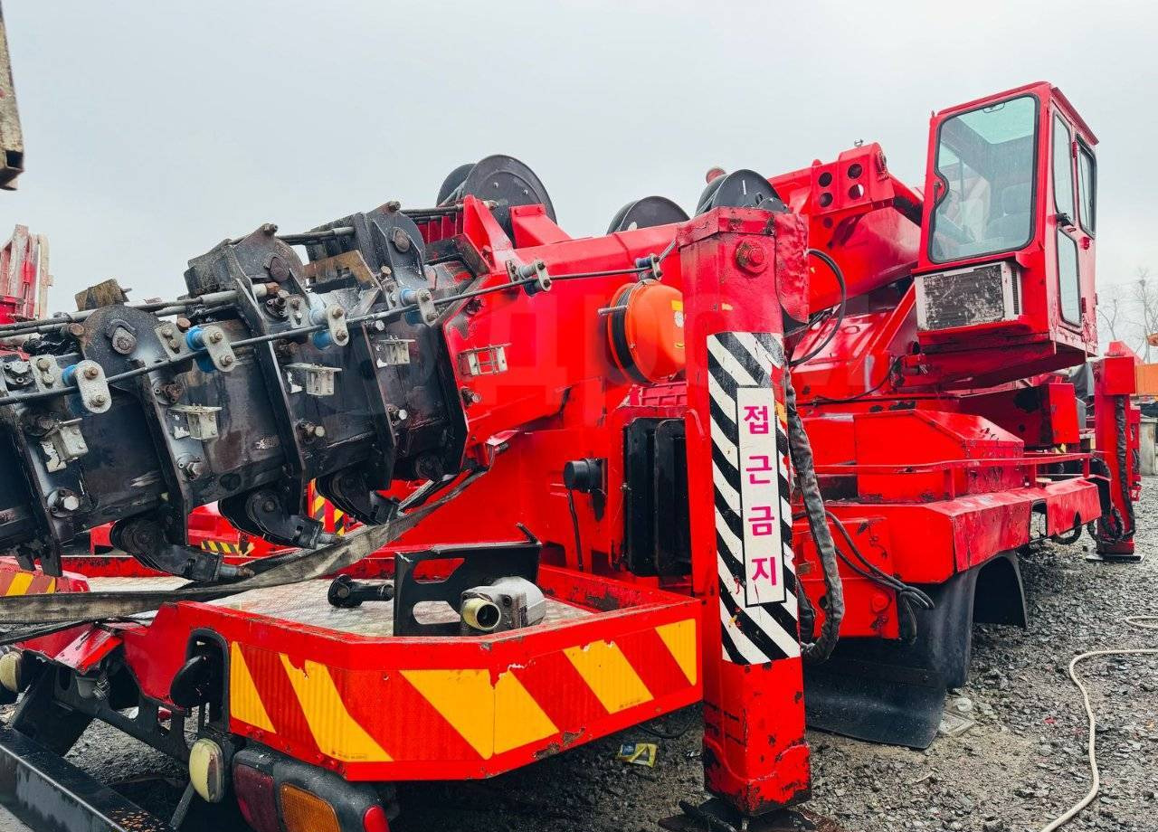 Автовышку Jinwoo-450 продаю. В наличии - Автовышка: фото 1 Автовышку Jinwoo-450 продаю. В наличии - Автовышка: фото 1