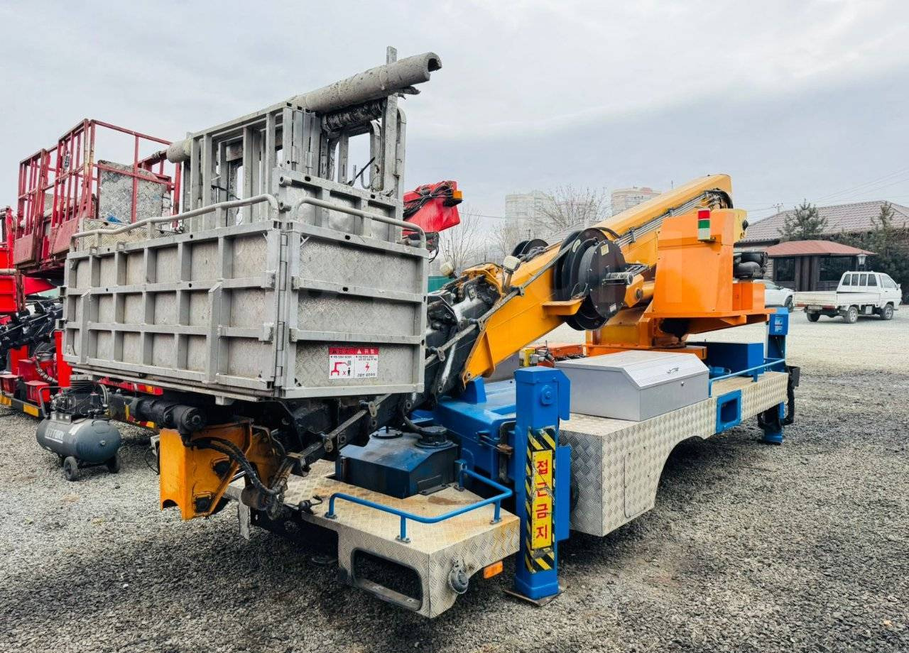 Автовышка Автовышку Jinwoo JW-320 продаю. В наличии: фото 9 Автовышка Автовышку Jinwoo JW-320 продаю. В наличии: фото 9