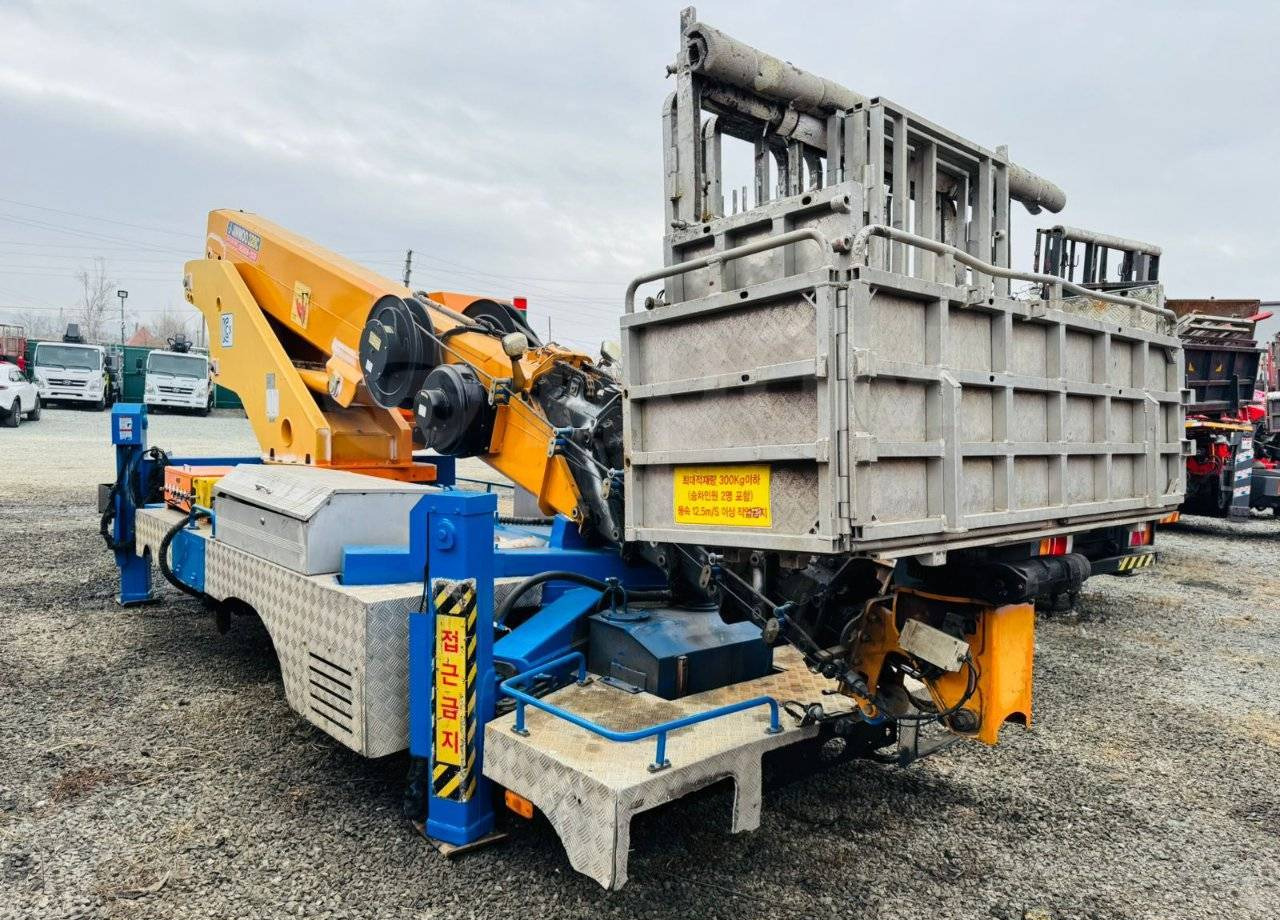 Автовышка Автовышку Jinwoo JW-320 продаю. В наличии: фото 8 Автовышка Автовышку Jinwoo JW-320 продаю. В наличии: фото 8