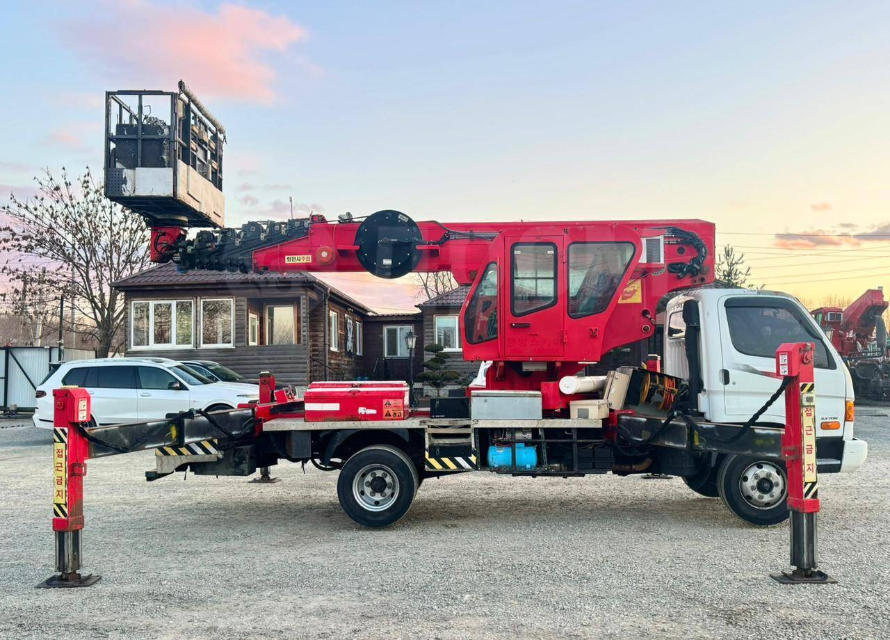 Автовышку Jinwoo JW-320 продаю. В наличии - Автовышка: фото 1 Автовышку Jinwoo JW-320 продаю. В наличии - Автовышка: фото 1