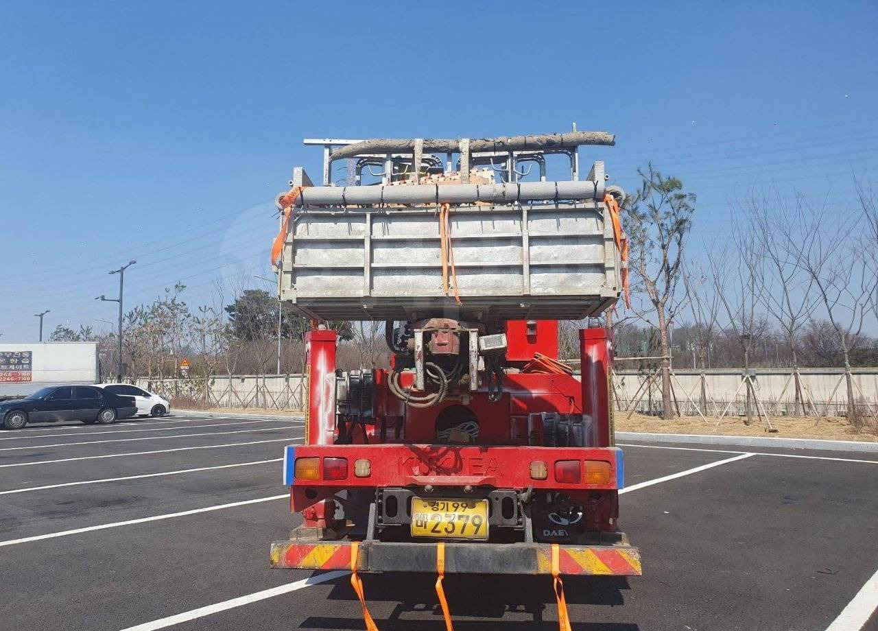 Автовышку Kukjae 450 продаю. В наличии - Автовышка: фото 2 Автовышку Kukjae 450 продаю. В наличии - Автовышка: фото 2