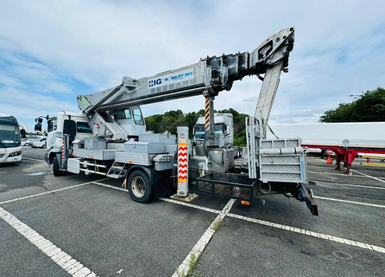 Автовышку MiRE - 450 продаю. В Наличии - Автовышка: фото 2 Автовышку MiRE - 450 продаю. В Наличии - Автовышка: фото 2