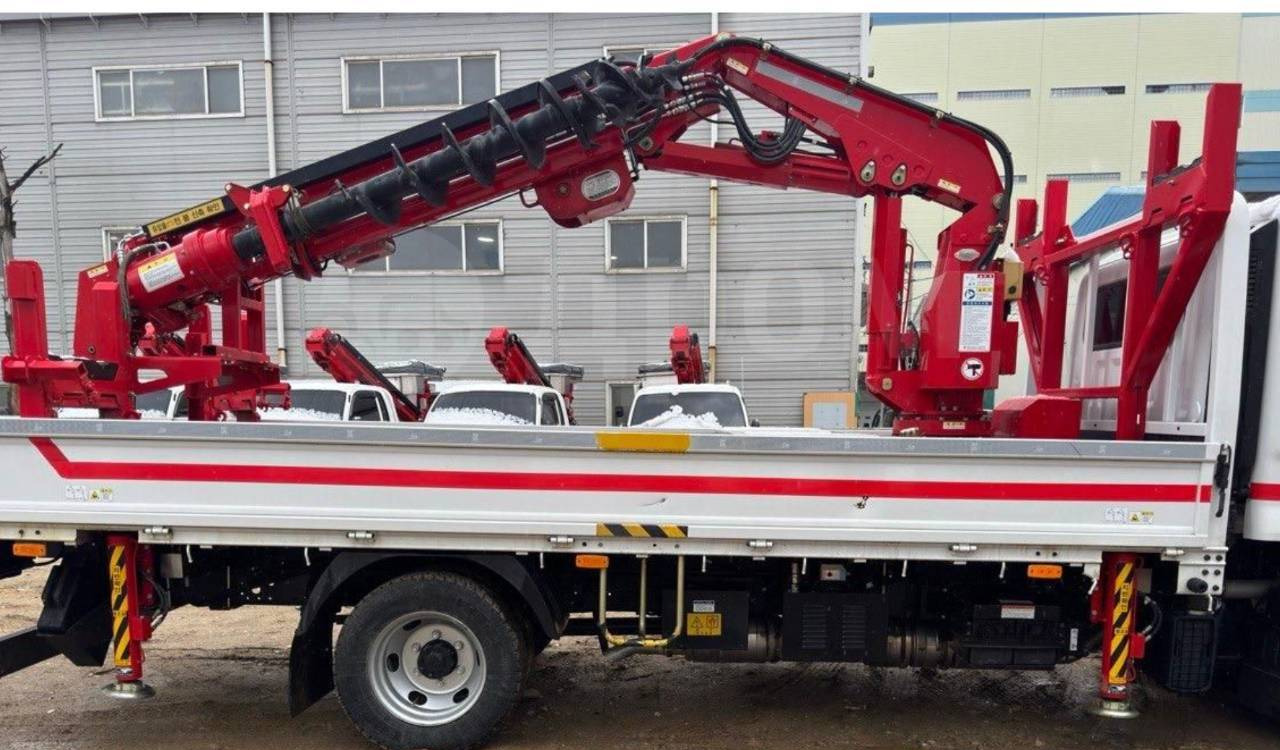 Бурильно-крановую установку Donghae DH Super 3000 A продаю. В наличии - Буровая машина: фото 2 Бурильно-крановую установку Donghae DH Super 3000 A продаю. В наличии - Буровая машина: фото 2