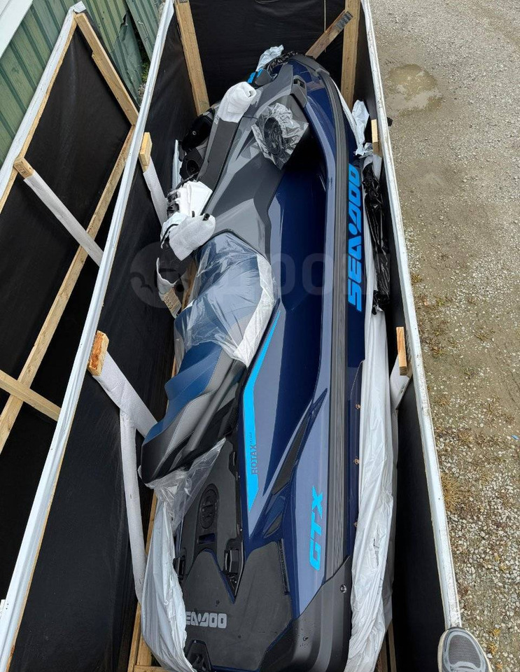 BRP Sea-Doo GTX - Другая техника: фото 4 BRP Sea-Doo GTX - Другая техника: фото 4