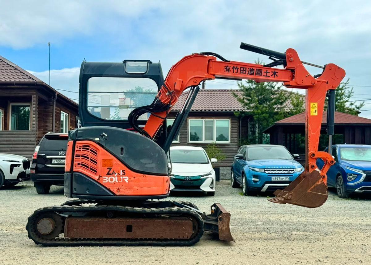 Hitachi ZAXIS30 - Мини-экскаватор: фото 4 Hitachi ZAXIS30 - Мини-экскаватор: фото 4