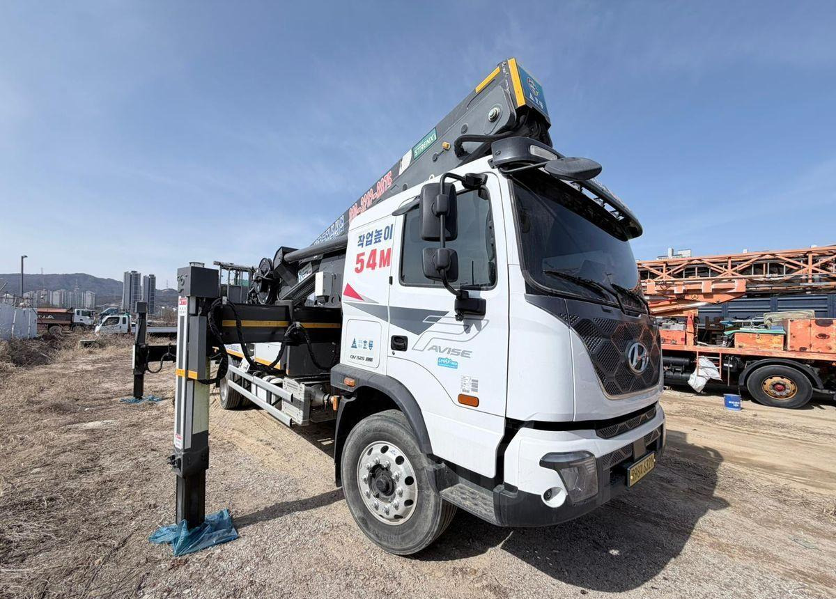 Horyong Sky - Автовышка: фото 3 Horyong Sky - Автовышка: фото 3