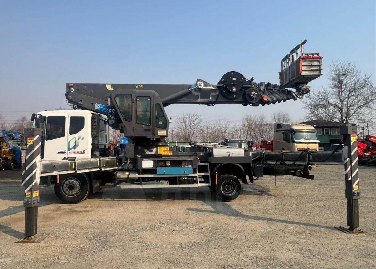 Horyong Sky - Автовышка: фото 1 Horyong Sky - Автовышка: фото 1