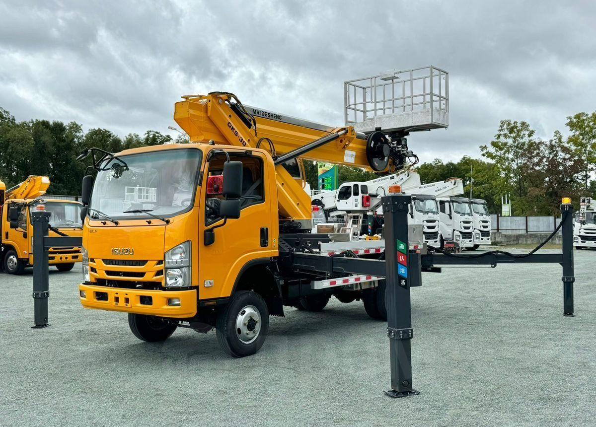 Isuzu Elf - Автовышка: фото 2 Isuzu Elf - Автовышка: фото 2