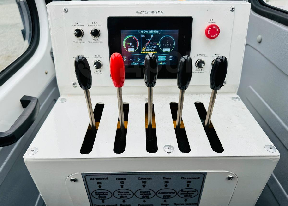 Новый Автовышка Isuzu Giga: фото 11 Новый Автовышка Isuzu Giga: фото 11