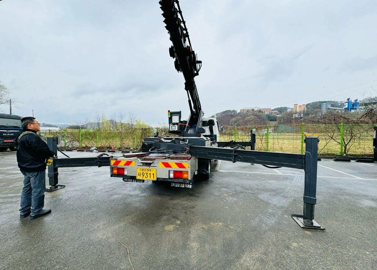 Jinwoo 320 - Автовышка: фото 2 Jinwoo 320 - Автовышка: фото 2