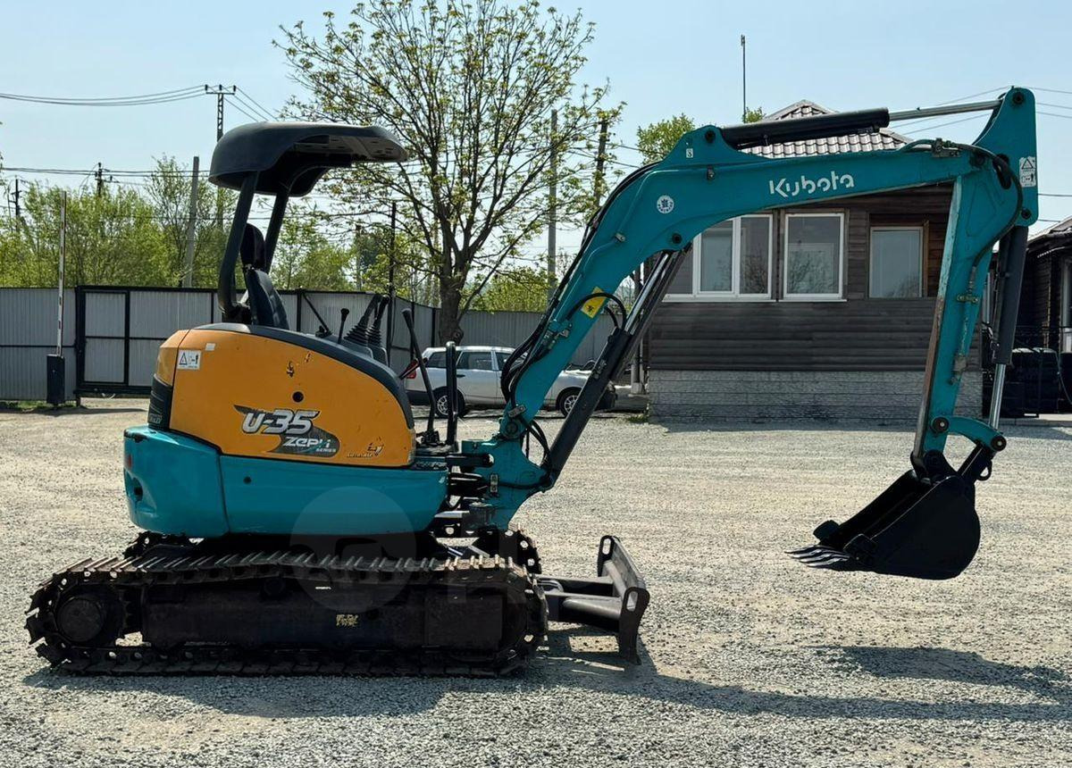 Kubota U-35-5 - Мини-экскаватор: фото 1 Kubota U-35-5 - Мини-экскаватор: фото 1