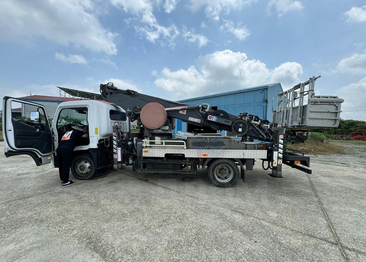 Автовышка Novas 300: фото 7 Автовышка Novas 300: фото 7