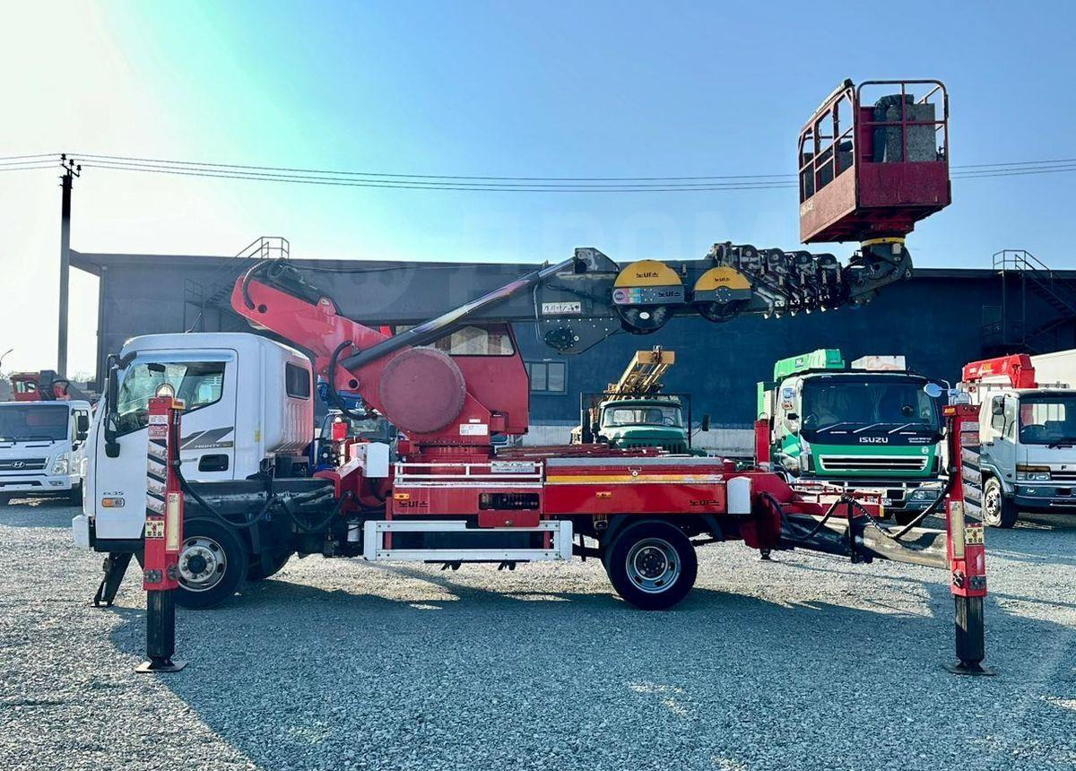 Novas 300 - Автовышка: фото 3 Novas 300 - Автовышка: фото 3