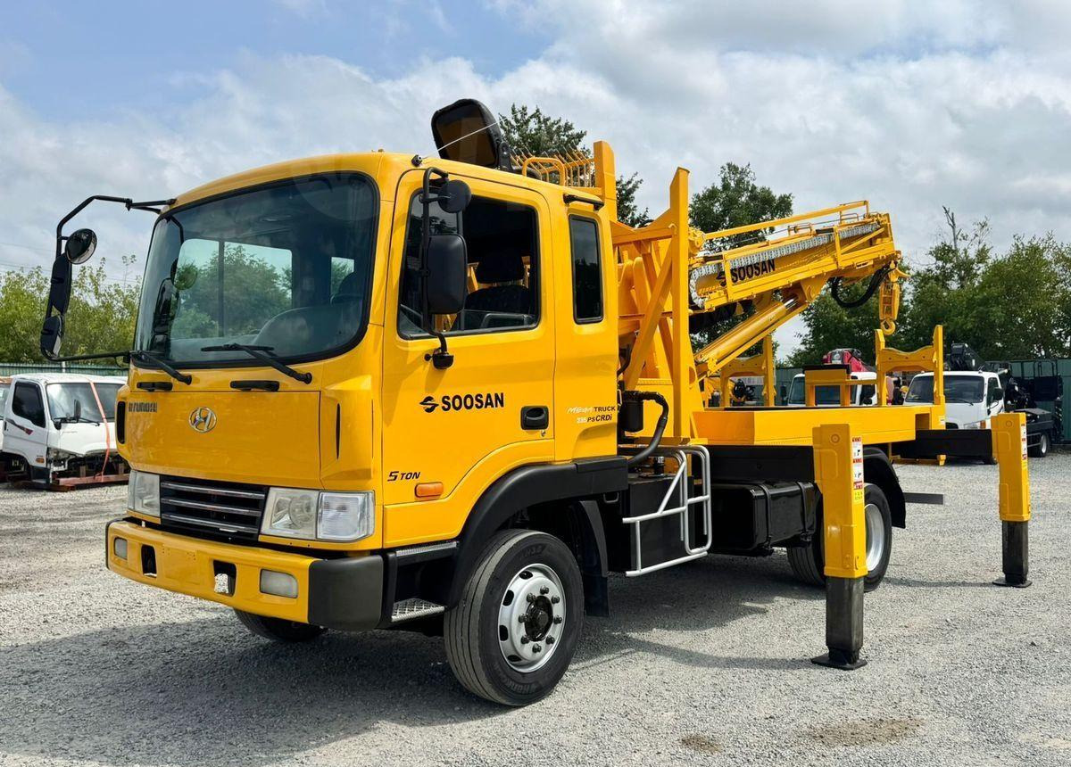 Soosan SA-040C - Буровая машина: фото 2 Soosan SA-040C - Буровая машина: фото 2