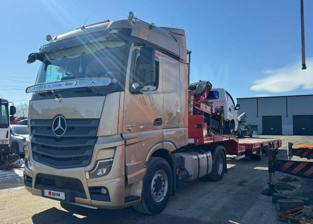 Mercedes-Benz Actros - Тягач: фото 1 Mercedes-Benz Actros - Тягач: фото 1