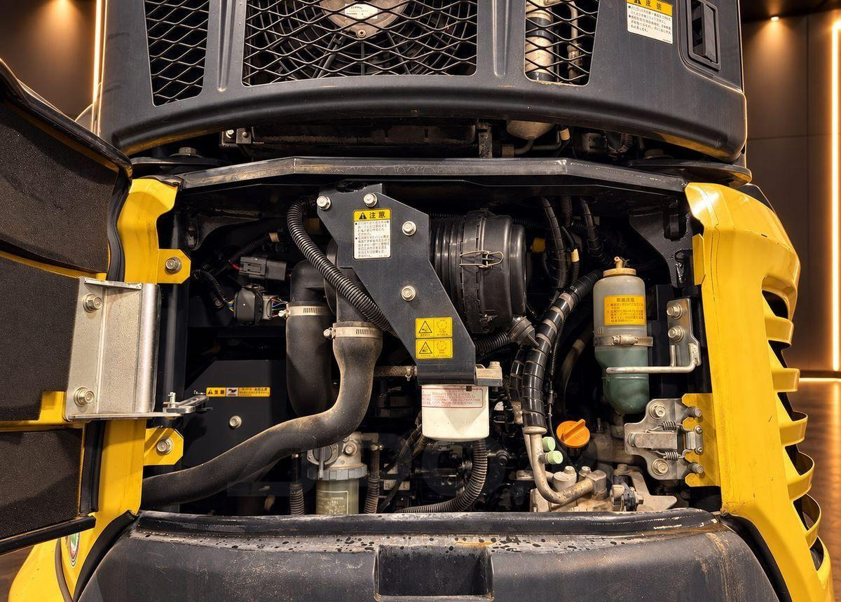 Yanmar VIO30-6 - Мини-экскаватор: фото 5 Yanmar VIO30-6 - Мини-экскаватор: фото 5