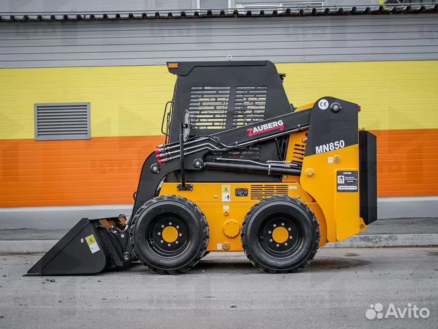 ZAUBERG MN850-G2 - Мини-погрузчик (с бортовым поворотом): фото 2 ZAUBERG MN850-G2 - Мини-погрузчик (с бортовым поворотом): фото 2