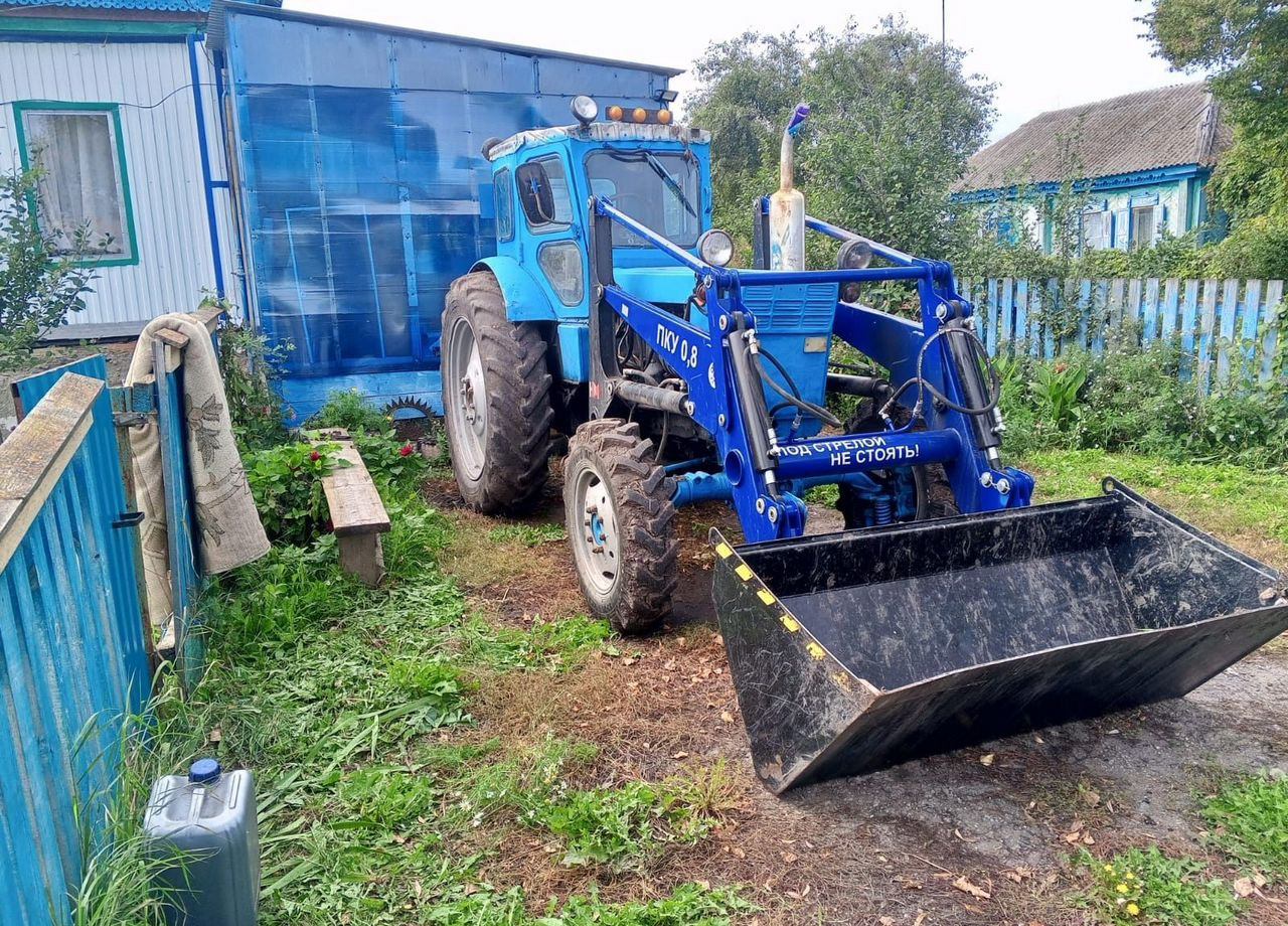 Агромаш-комплект ПКУ-0.8 - Фронтальный погрузчик для трактора: фото 2 Агромаш-комплект ПКУ-0.8 - Фронтальный погрузчик для трактора: фото 2