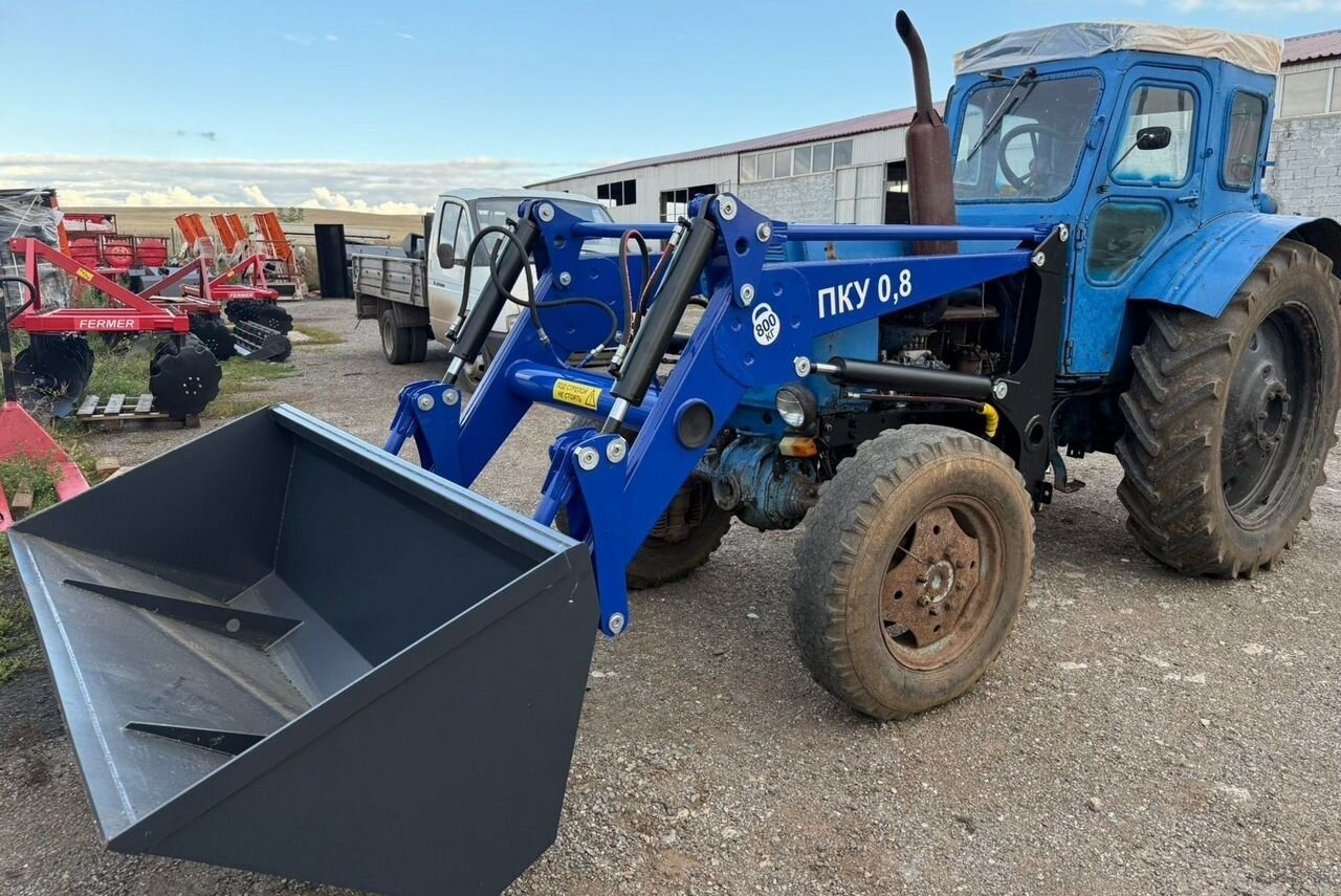 Агромаш-комплект ПКУ-0.8 - Фронтальный погрузчик для трактора: фото 4 Агромаш-комплект ПКУ-0.8 - Фронтальный погрузчик для трактора: фото 4