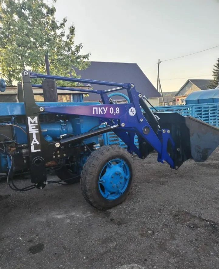 Алтайский Погрузчик ПКУ-08 - Фронтальный погрузчик для трактора: фото 1 Алтайский Погрузчик ПКУ-08 - Фронтальный погрузчик для трактора: фото 1