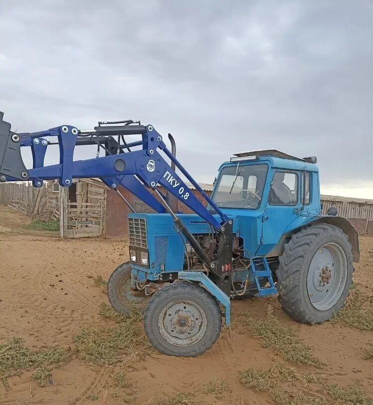 Алтайский Погрузчик ПКУ-08 - Фронтальный погрузчик для трактора: фото 1 Алтайский Погрузчик ПКУ-08 - Фронтальный погрузчик для трактора: фото 1