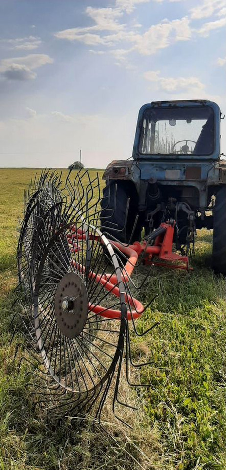 Кормилец 5 колес - Сеноворошилка: фото 1 Кормилец 5 колес - Сеноворошилка: фото 1