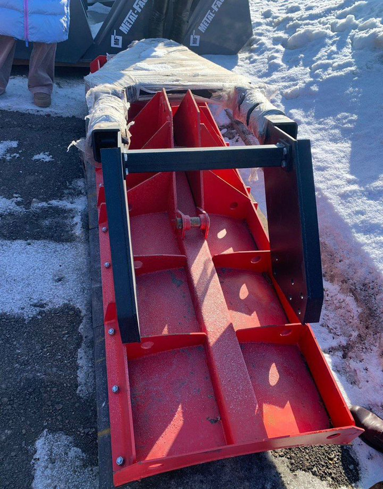 Отвал коммунальный Гидроповоротный 2.5м двухсторон - Отвал: фото 3 Отвал коммунальный Гидроповоротный 2.5м двухсторон - Отвал: фото 3