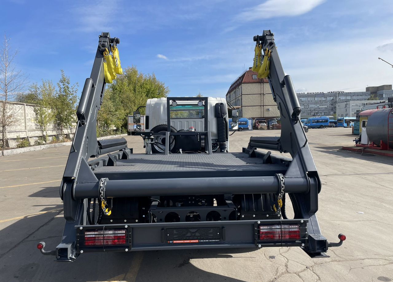 JAC N90 - Портальный бункеровоз: фото 5 JAC N90 - Портальный бункеровоз: фото 5