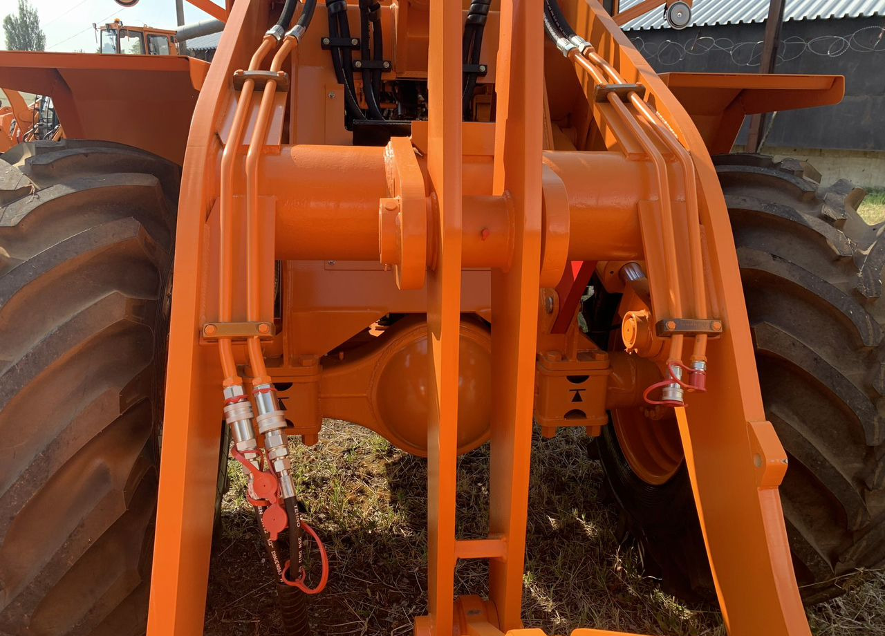 Амкодор 332С4 - Фронтальный погрузчик: фото 5 Амкодор 332С4 - Фронтальный погрузчик: фото 5