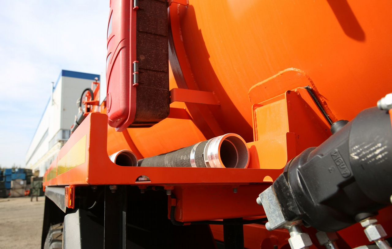 Новый Ассенизатор, илосос КАМАЗ 43118: фото 13