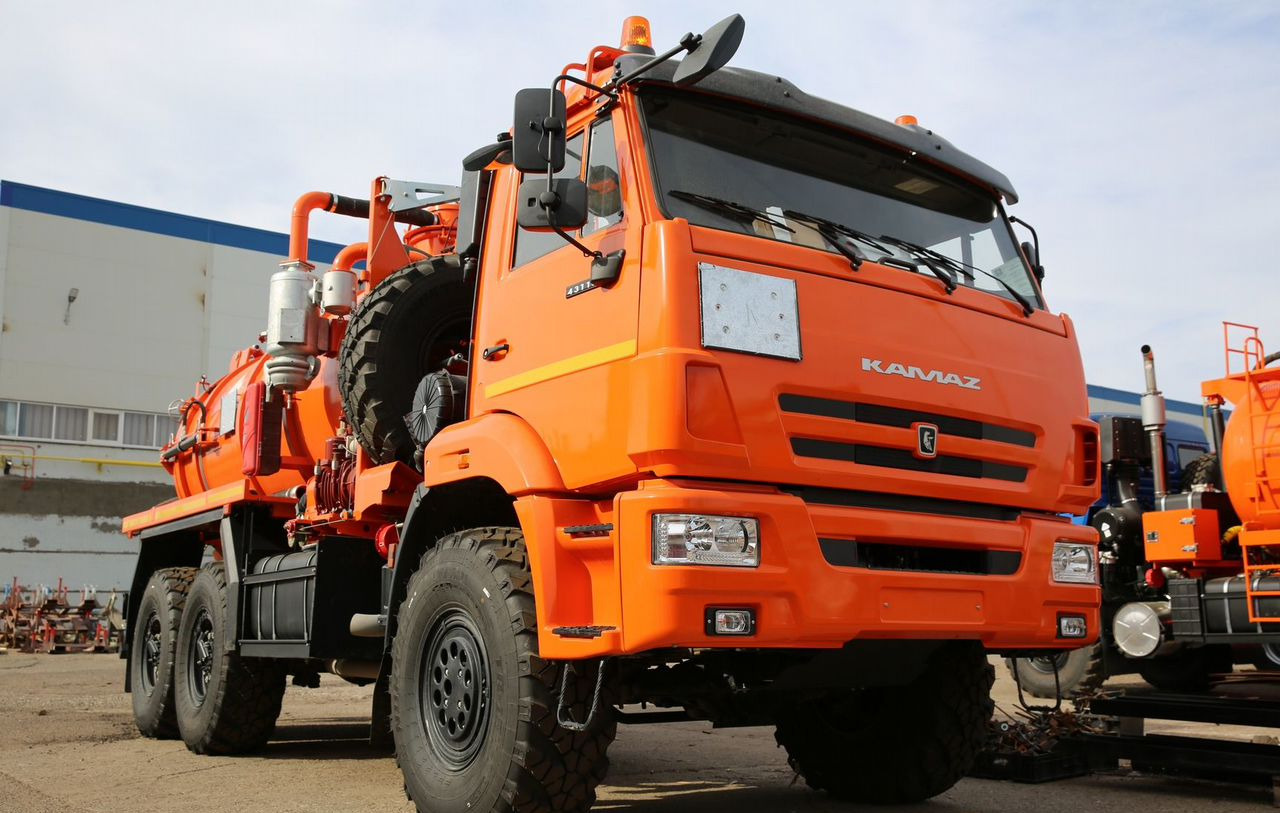 Новый Ассенизатор, илосос КАМАЗ 43118: фото 10