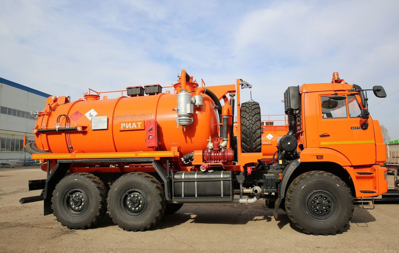 Новый Ассенизатор, илосос КАМАЗ 43118: фото 11