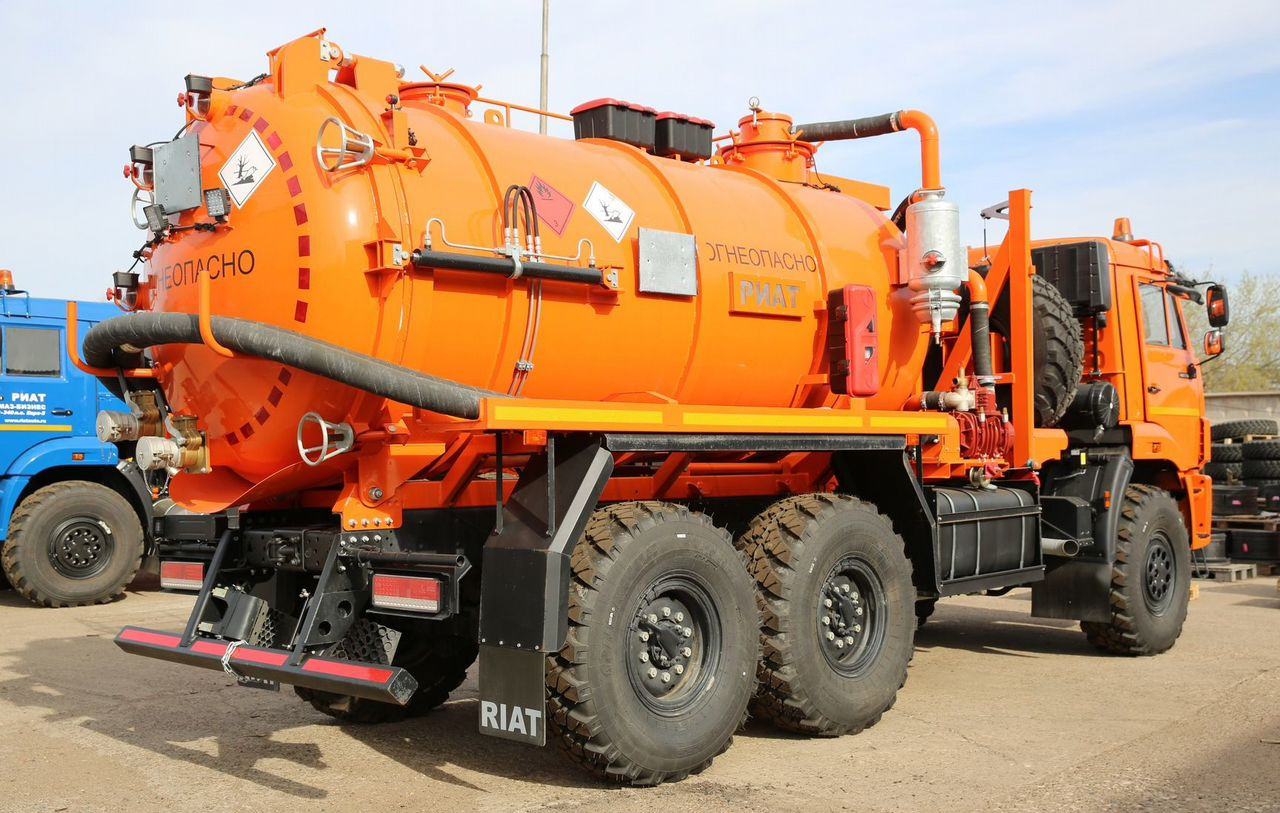 Новый Ассенизатор, илосос КАМАЗ 43118: фото 20