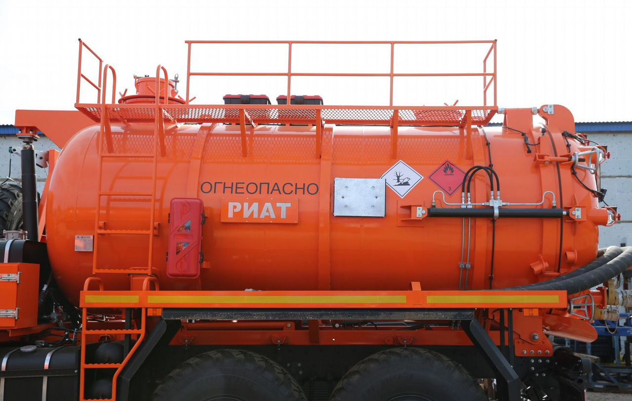 Новый Ассенизатор, илосос КАМАЗ 43118: фото 30