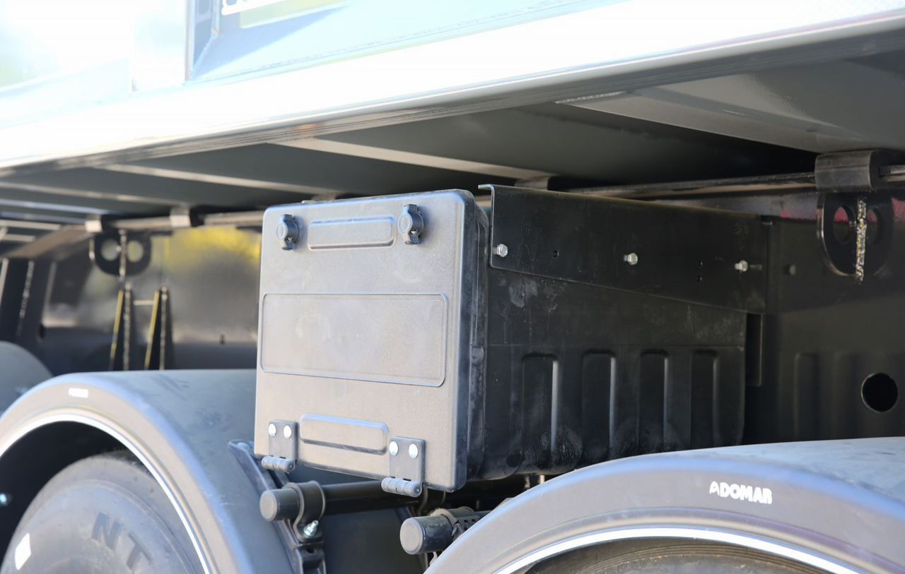 Новый Самосвальный полуприцеп РИАТ 924900-33BD: фото 15