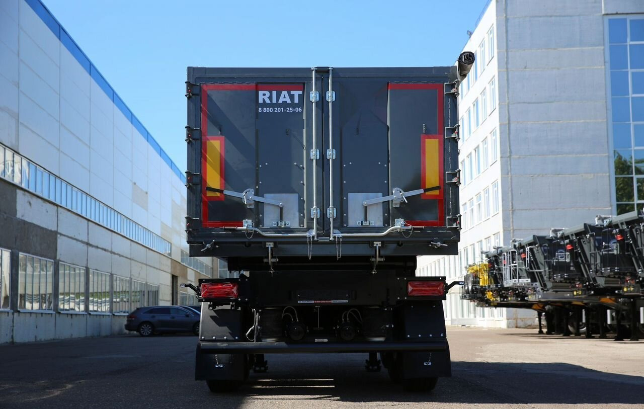 Новый Самосвальный полуприцеп РИАТ 924900-33BD: фото 7