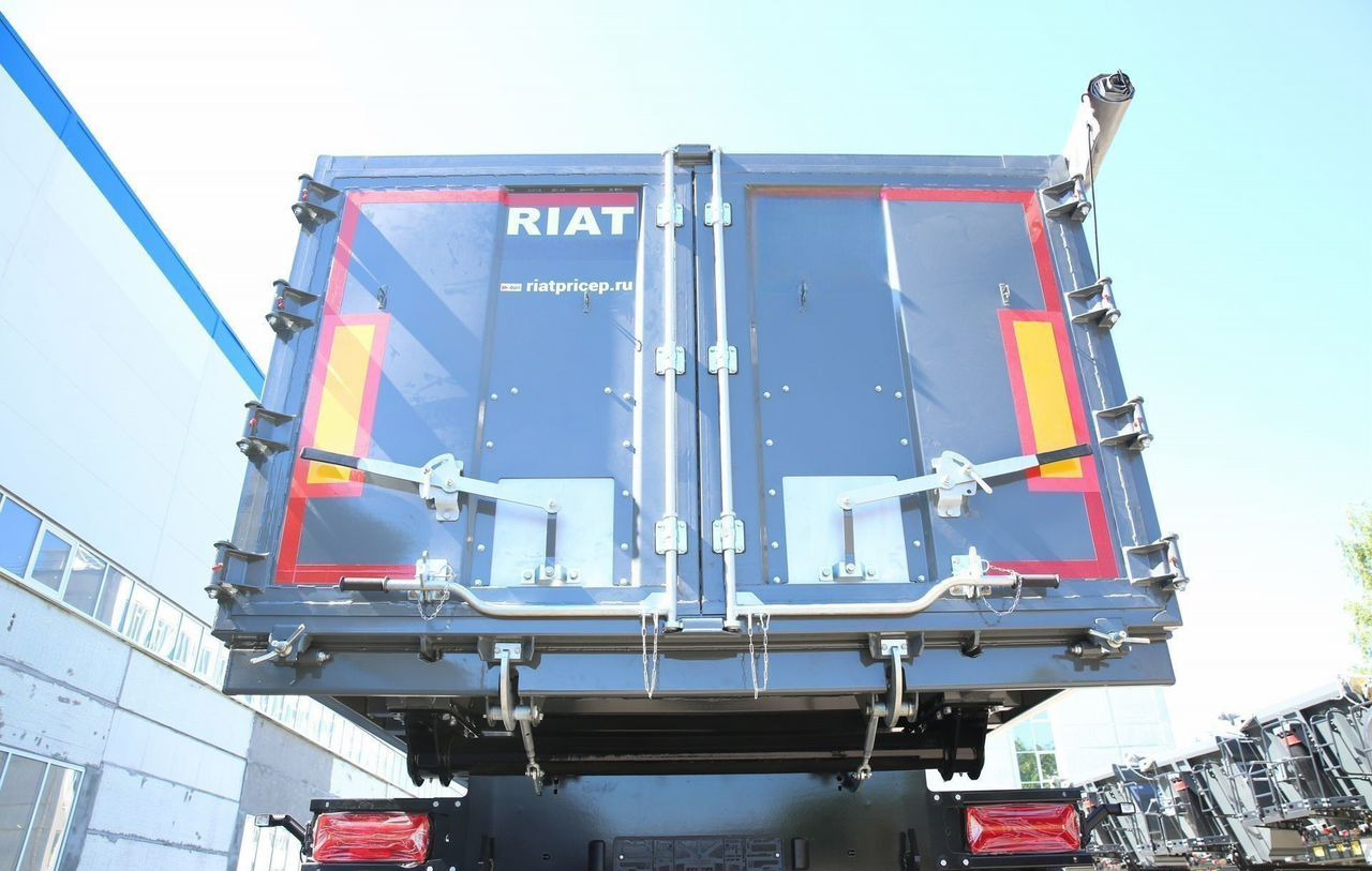 Новый Самосвальный полуприцеп РИАТ 924900-33BD: фото 14